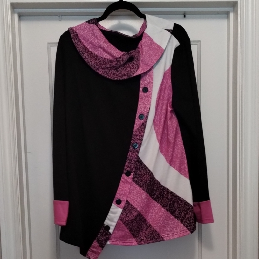 Stylish Black and Pink Button-Up Blouse
